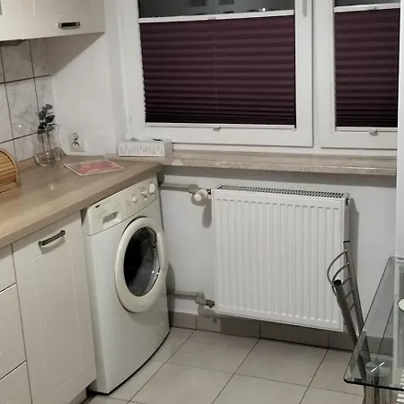 Apartment B10 Solec Kozminska 2 Football Stadium